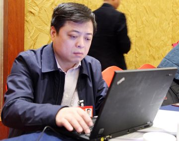政协常委南存辉建议:推进药品流通体制改革,整治药价虚高乱象