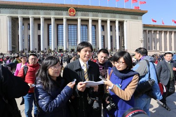 科技界代表备受媒体关注