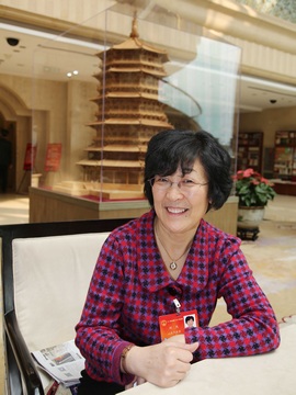 刘凤代表：加强学生自主能力培养