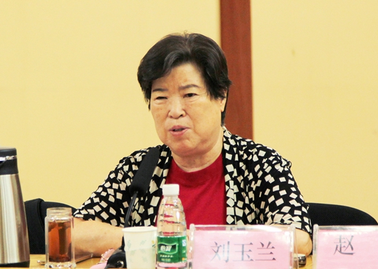 2中国生产力促进中心协会理事长刘玉兰在开营仪式上致辞.jpg