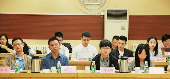 参加开营仪式的台湾大学生.jpg