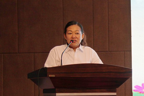 辽宁盛德源微生物肥业有限责任公司董事长金福艳.JPG