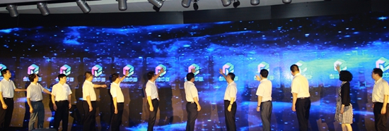 02.jpg