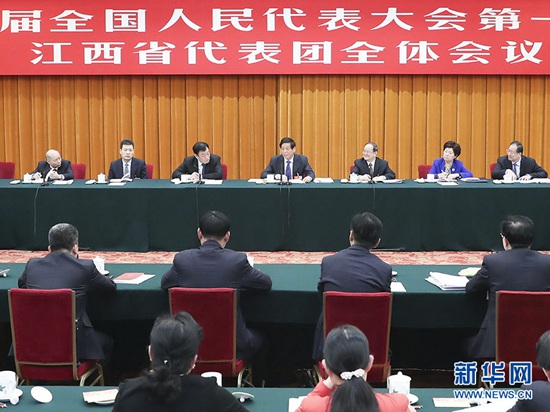 3月5日,中共中央政治局常委栗战书参加十三届全国人大一次会议江西代表团的审议。 新华社记者 丁林 摄.jpg 3月5日,中共中央政治局常委栗战书参加十三届全国人大一次会议江西代表团的审议。 新华社记者 丁林 摄.jpg