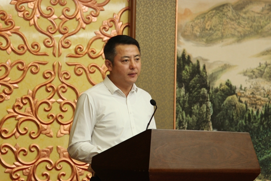 王锡鑫代表理事单位发言.jpg
