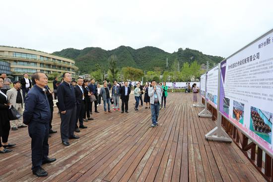 微信图片_20180927181951_副本.jpg