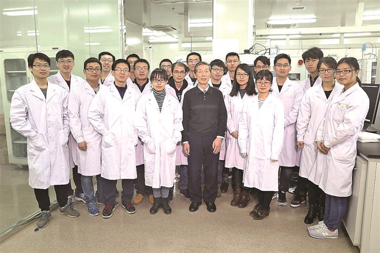 陈立泉：为中国锂电蓄能半世纪